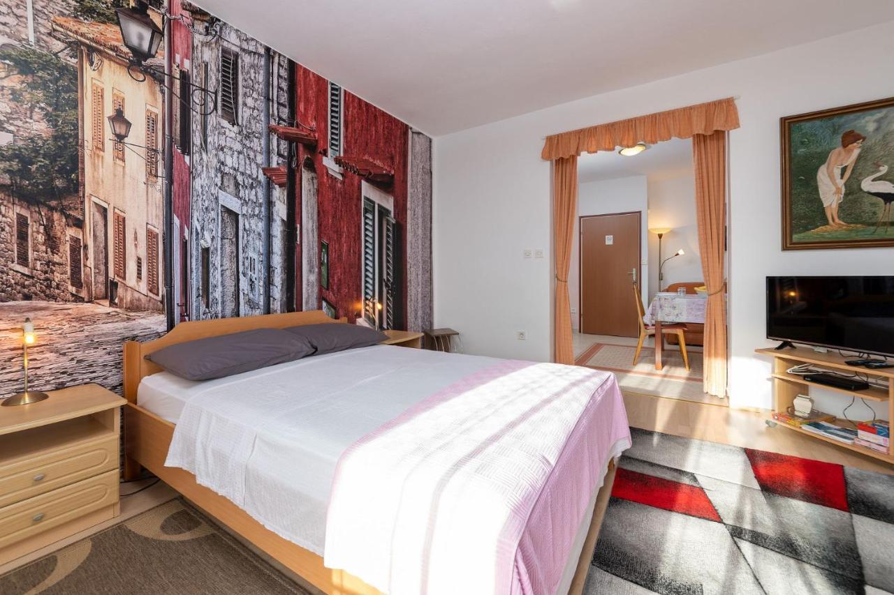 Apartments Pilicari (Adults Only) Ровинь Экстерьер фото