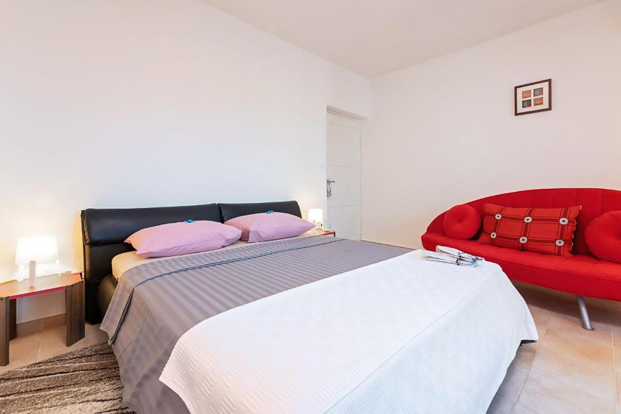 Apartments Pilicari (Adults Only) Ровинь Экстерьер фото